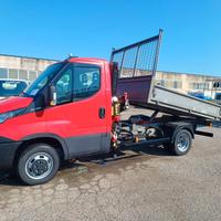 IVECO 35C12 con GRU FASSI RIF.5122