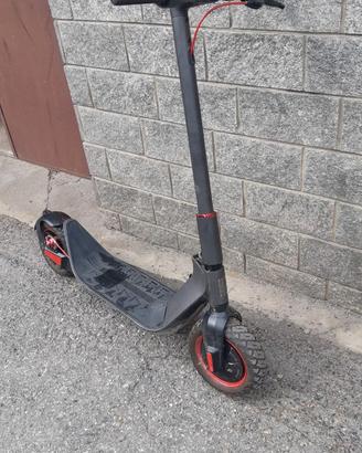 Monopattino/scooter elettrico KUGOO G-Max 500 W