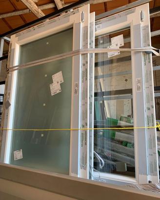 SERRAMENTI IN PVC    3 PZ.  FINESTRA