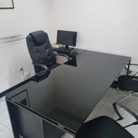 Scrivania Direzionale in Vetro Nero con Allungo e 