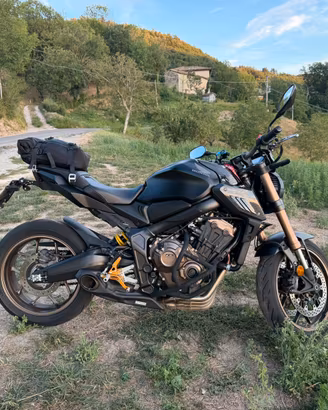 Honda Cb 650 R 2022 patente A2