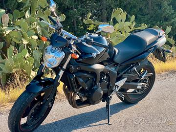 FZ6 S2 nero - km 14760 - Condizioni da vetrina