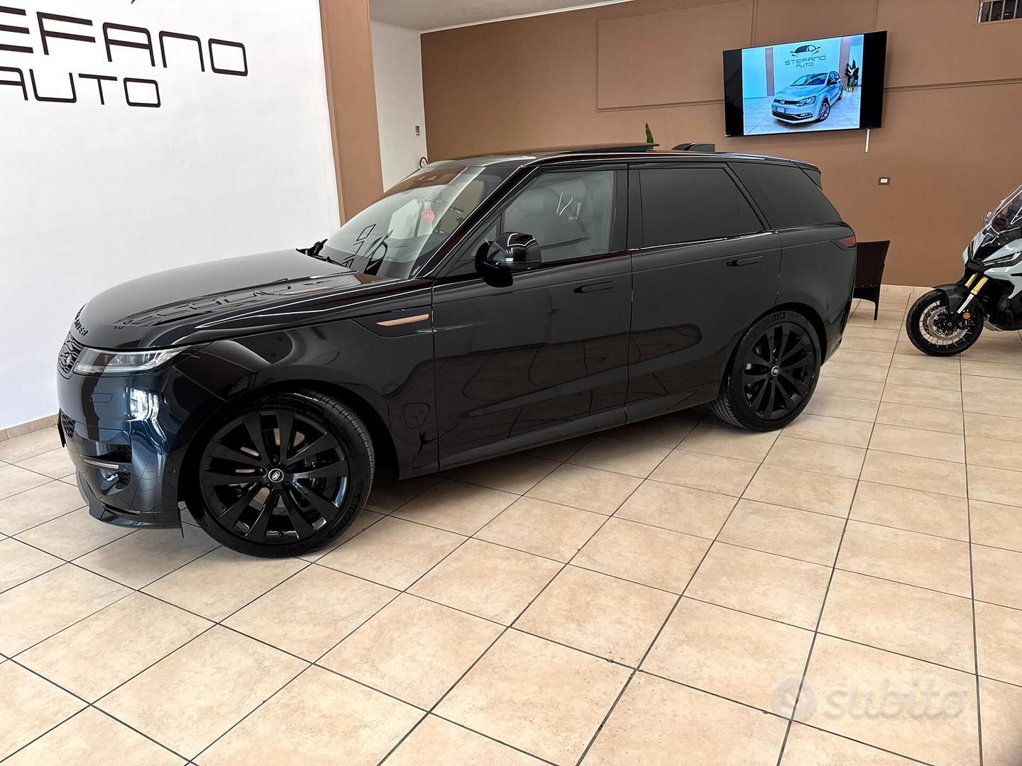 Land Rover Range Rover Sport 2023 photo 3