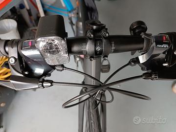 leve Shimano sora 9V  e manubrio