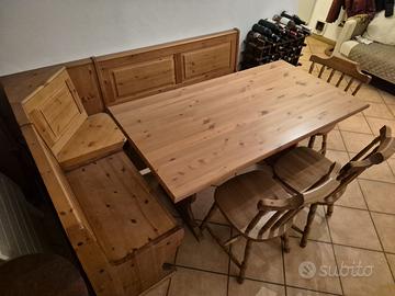 Cassapanca con tavolo