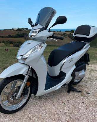 Honda SH300i