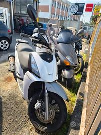 Kymco People 200