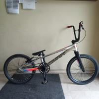 BMX Racing Sunn con accessori - Pronta gara