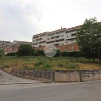 VILLA A SCHIERA A CAMPOBASSO