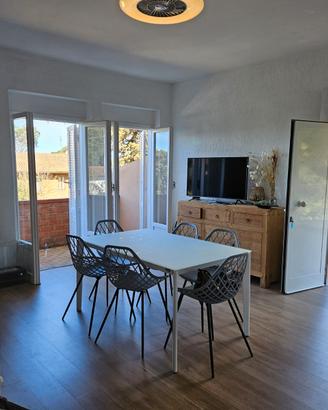Zona Portiglioni, grande casa nel verde