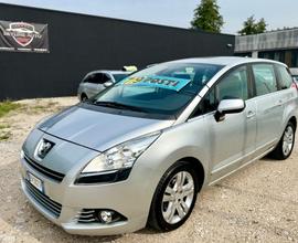 Peugeot 5008 1.6 hdi 112CV 7 posti 2011 neopatenta