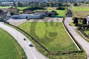 Immobile di 1800 m² con più di 5 locali a Calvisan