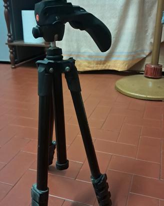 Treppiede Manfrotto Compact Action (Nero) – Testa 