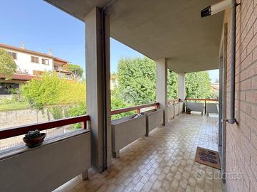 4 LOCALI A VITERBO