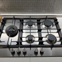 Piano cottura 5 fuochi bosch