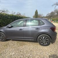 VOLKSWAGEN POLO 2022