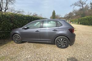 VOLKSWAGEN POLO 2022