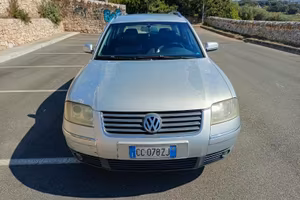 VW PASSAT 1.9 TDI-130 CV VARIANT HIGHLINE