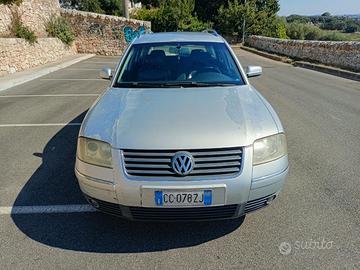 VW PASSAT 1.9 TDI-130 CV VARIANT HIGHLINE