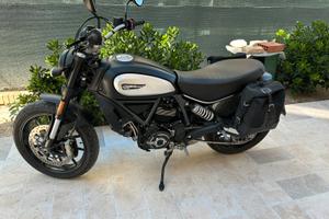 Ducati scrambler 800