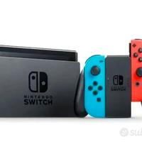 Nintendo switch con joystick e due giochi 