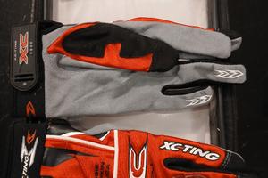 Guanti cross o trial