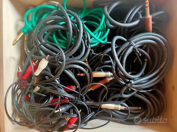 Set di 22 cavi audio di qualità XLR-JACK-RCA