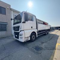 Man TGX 26.400 cambio automatico + gru Palfinger