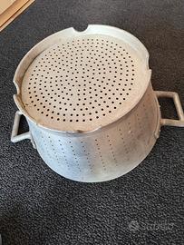 scolapasta troncoconico