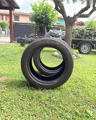 Pirelli stampo FIA 195/50 16