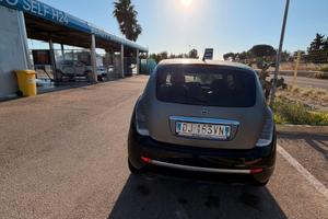 Lancia Y 2 serie 2008