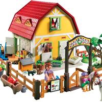 Maneggio dei pony e suv con rimorchio