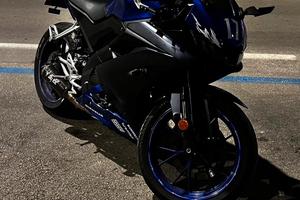 Yzr-r125