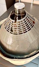 Damigiana 34 L con cesto di vimini