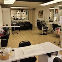 negozio per parrucchieri