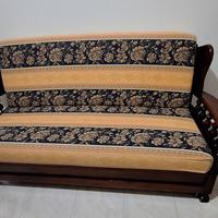 Divano letto con struttura in legno
