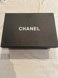 Scarpe Chanel grigie, numero 41