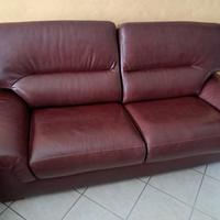 Divano due posti in cuoio