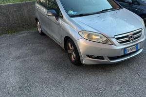 Honda FR-V