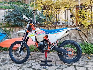 KTM EXC six days 450