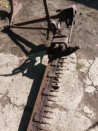 barra falciante d'epoca ventrale