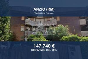 Immobile in asta di 95 m² a Anzio