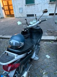 Beverly 200