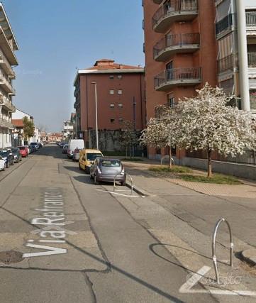 AMPIO TRILOCALE IN VIA REFRANCORE: 670 euro SPESE