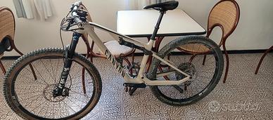 Canyon lux Trail cf 6 carbonio "S"