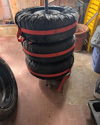 PNEUMATICI INVERNALI GOODRIDE CON 4 CERCHIONI