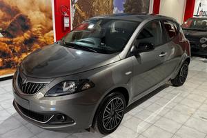 Lancia Ypsilon 1.0 FireFly 5 porte S&S Hybryd Gold
