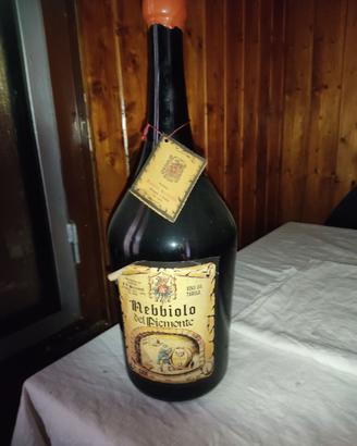 Bottiglia Vintage Nebbiolo del Piemonte 