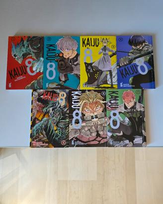 Lotto Kaiju no.8 Vol.1-7, con volume 5 variant ita
