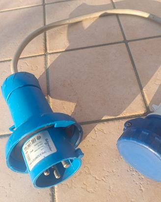 cavo adattatore da spina CEE 32A a presa CEE 16A